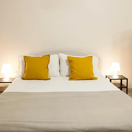 Apartment Cinema House At The Historical Center By Wonderful Italy *