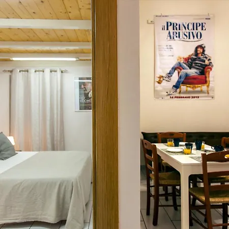 Cinema House At The Historical Center By Wonderful Italy Apartamento *